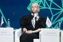 ​Губернатор Ирина Гехт рассказала о том, как удержать молодёжь в регионе и сделать НАО точкой профессионального роста